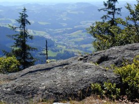 Burgsteinmauer, © Gemeinde Dorfstetten