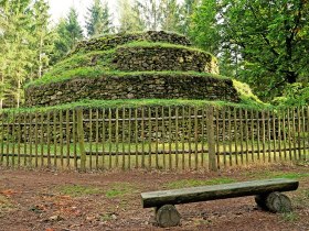 Steinpyramide Groß Gerungs, © Gottfried Braun