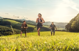 Wandern im Wienerwald, © Wienerwald Tourismus GmbH / Christoph Kerschbaum